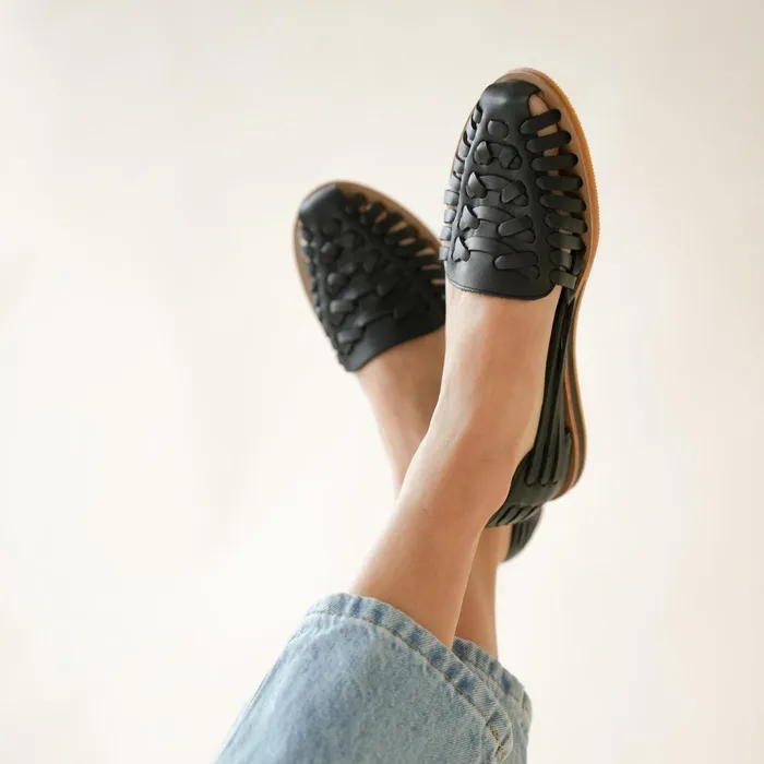 Women Nisolo Flats and Slip Ons Huarache Sandal Black