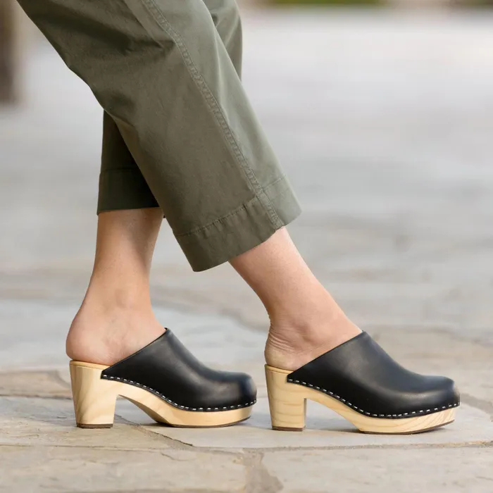 Women Nisolo Heels AllDay Heeled Clog Black