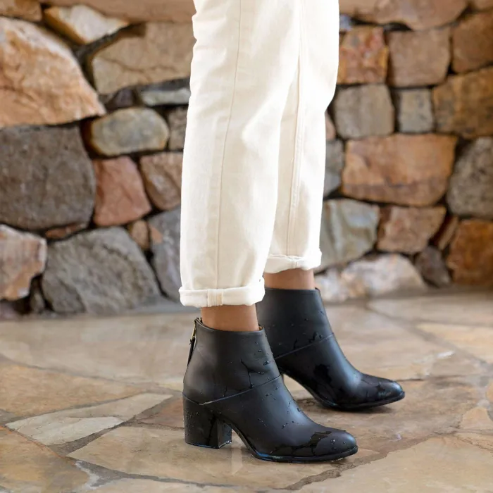 Women Nisolo Heels Dari Commuter Boot BlackBlack
