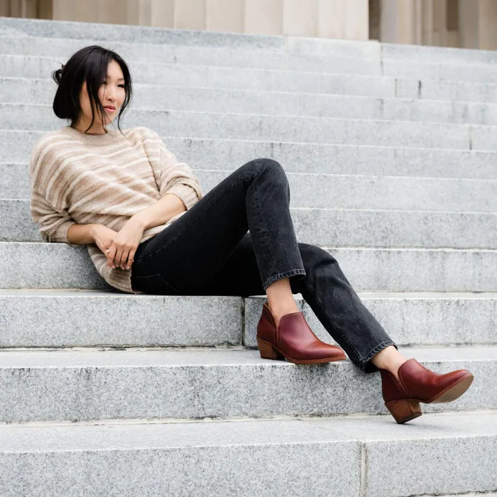 Women Nisolo Heels Mia Everyday Ankle Bootie Auburn