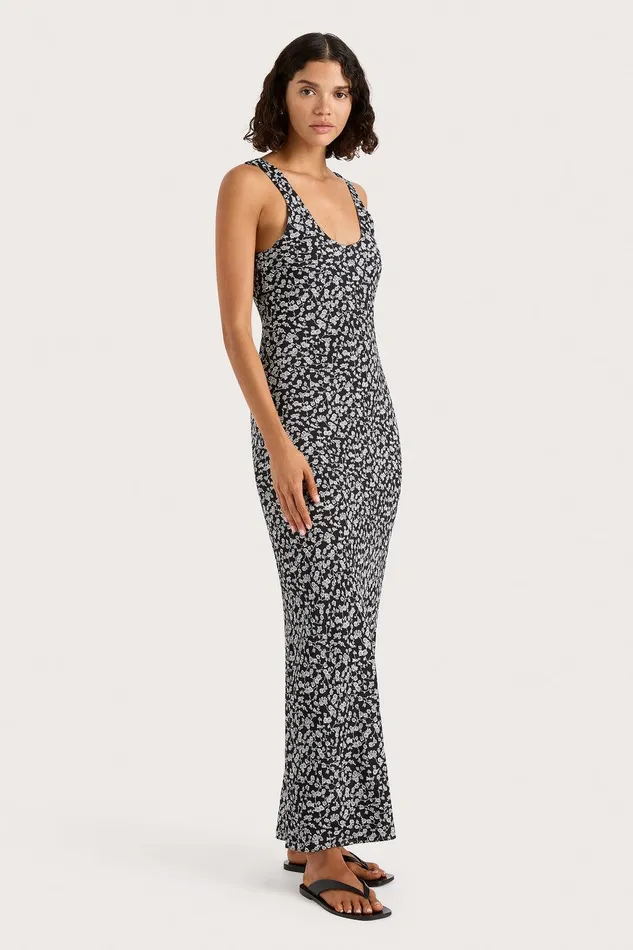 Women Olivia Midi Dress Amaryllis Floral Black Faithfull The Brand Maxi Dresses Women Olivia Midi Dress Amaryllis Floral Black Faithfull The Brand Maxi Dresses