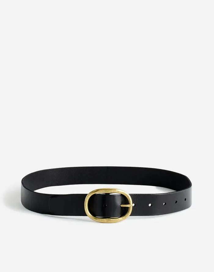 Women OvalBuckle Distressed Leather Belt True Black Madewell Belts