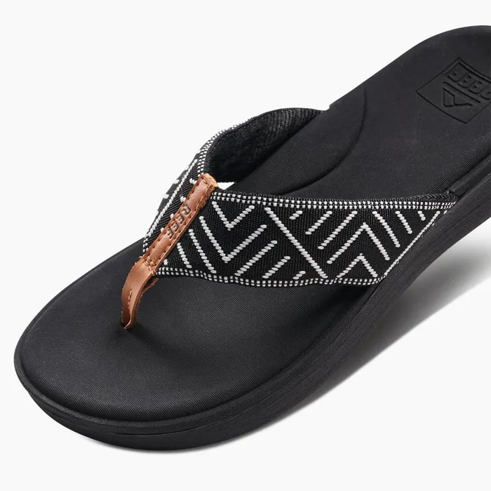 Women Reef Flip Flops Cushion Cloud Textile Black Geo Women Reef Flip Flops Cushion Cloud Textile Black Geo