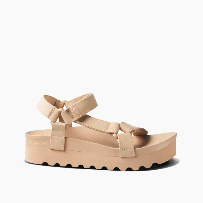 Women Reef Sandals Cushion Rem Hi Oasis