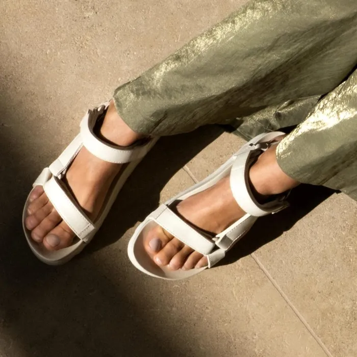 Women Reef Sandals Cushion Rem Hi Vintage Women Reef Sandals Cushion Rem Hi Vintage