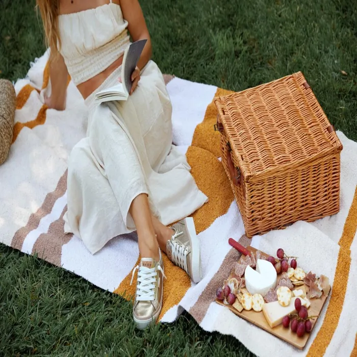 Women Reef Shoes Lay Day Dawn Champagne Suede Women Reef Shoes Lay Day Dawn Champagne Suede