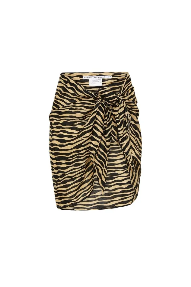 Women Salina Pareo Capo Testa Print 8211 Final Sale Faithfull The Brand Accessories Women Salina Pareo Capo Testa Print 8211 Final Sale Faithfull The Brand Accessories