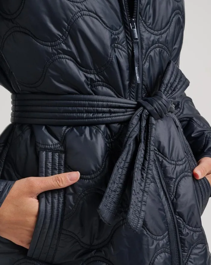 Women SALTWATER SPRAY QUILTED JACKET Black TravisMathew Jackets