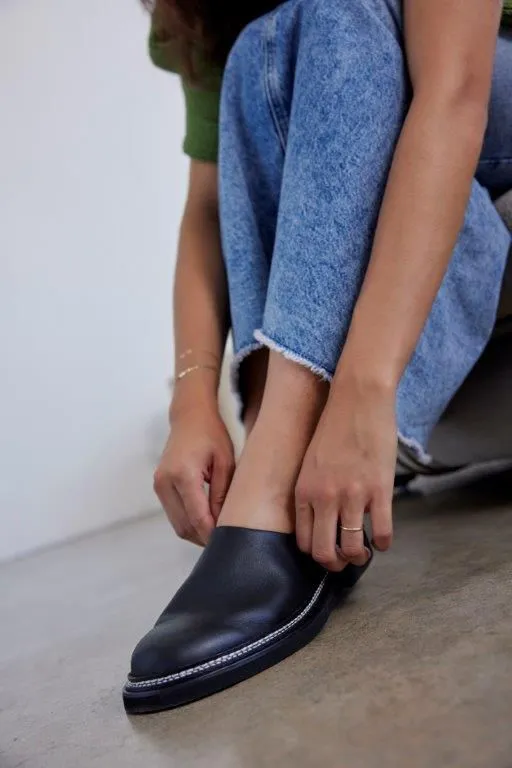 Women Sperry X Who What Wear Captain039s Mule Black Sperry Flats and Loafers Women Sperry X Who What Wear Captain039s Mule Black Sperry Flats and Loafers