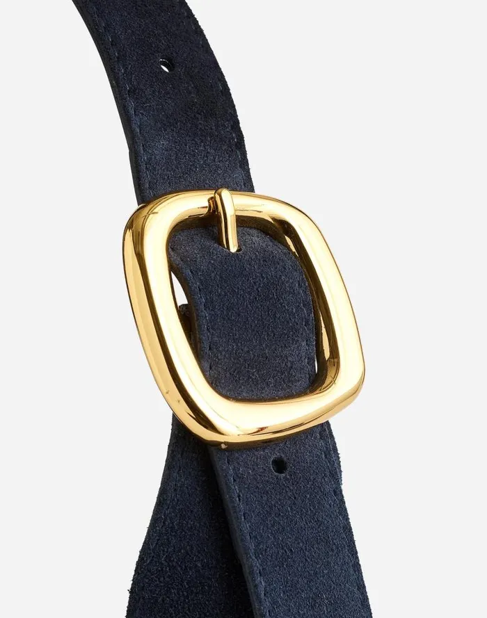 Women The SculpturalBuckle Shoulder Bag Deep Indigo Madewell Bags