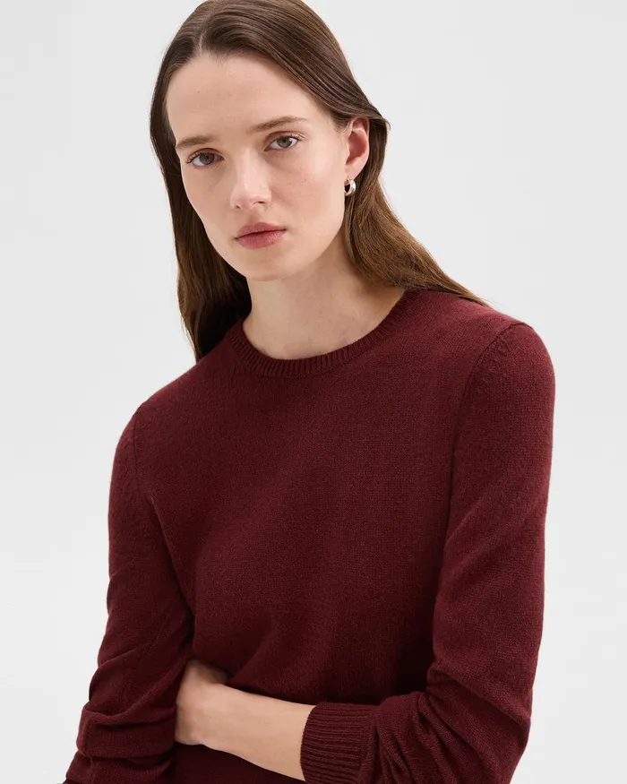 Women Theory Sweaters Cardigans Crewneck Sweater In Feather Cashmere Cordovan