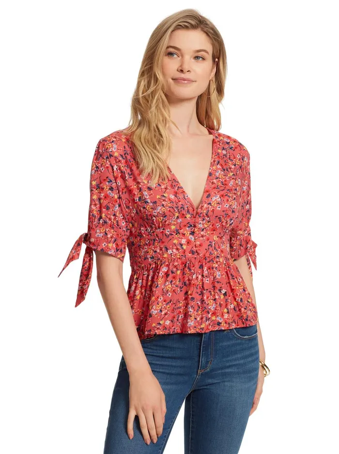Women Tops Jessica Simpson Briana Top In Acrylic Ditsy Acrylic Ditsy