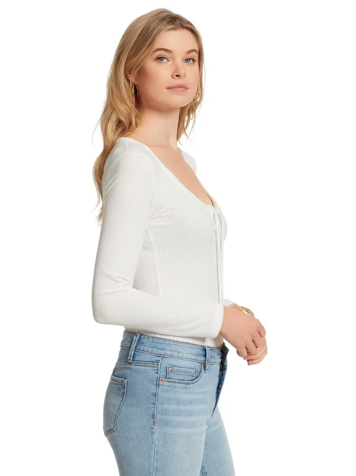 Women Tops Jessica Simpson Carrie Bodysuit In Gardenia Gardenia Women Tops Jessica Simpson Carrie Bodysuit In Gardenia Gardenia