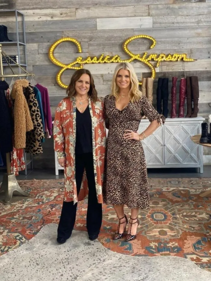 Women Tops Jessica Simpson Lori Duster Shirt In Etched Lotus Ketchup Etched Lotus