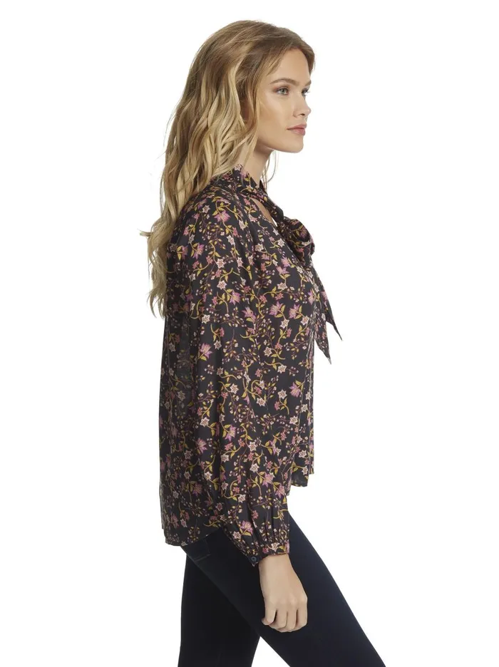 Women Tops Jessica Simpson Tomkin Blouse In Black Blooms Black Prickly Blooms