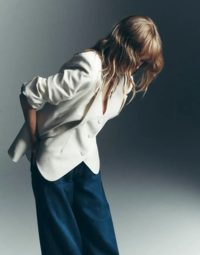 Women VNeck Vest In Wool Blend Winter White Madewell Tops and Shirts