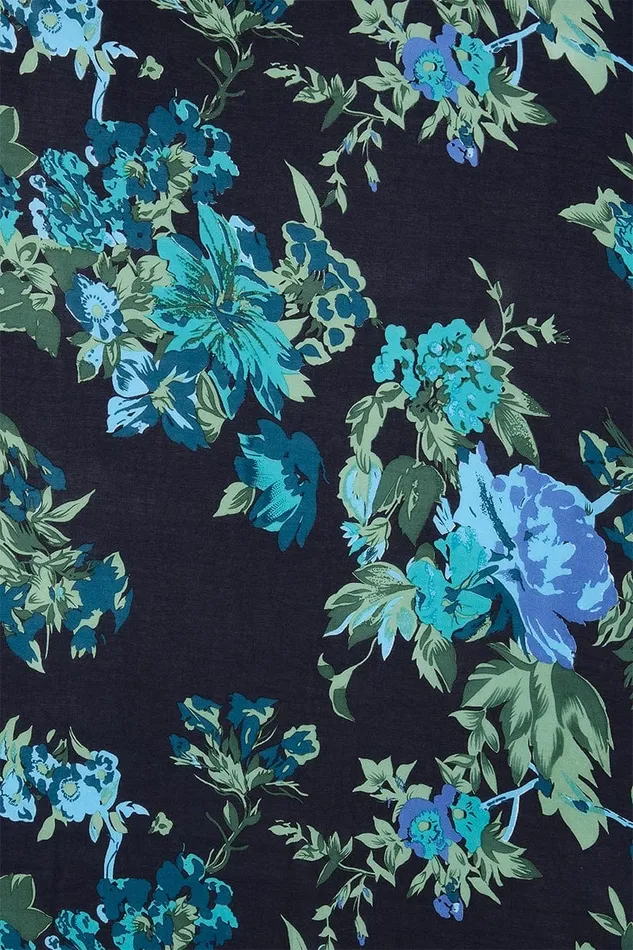 Women Zinnia Pareo Escala Floral Navy Exclusive 8211 Final Sale Faithfull The Brand Accessories Women Zinnia Pareo Escala Floral Navy Exclusive 8211 Final Sale Faithfull The Brand Accessories
